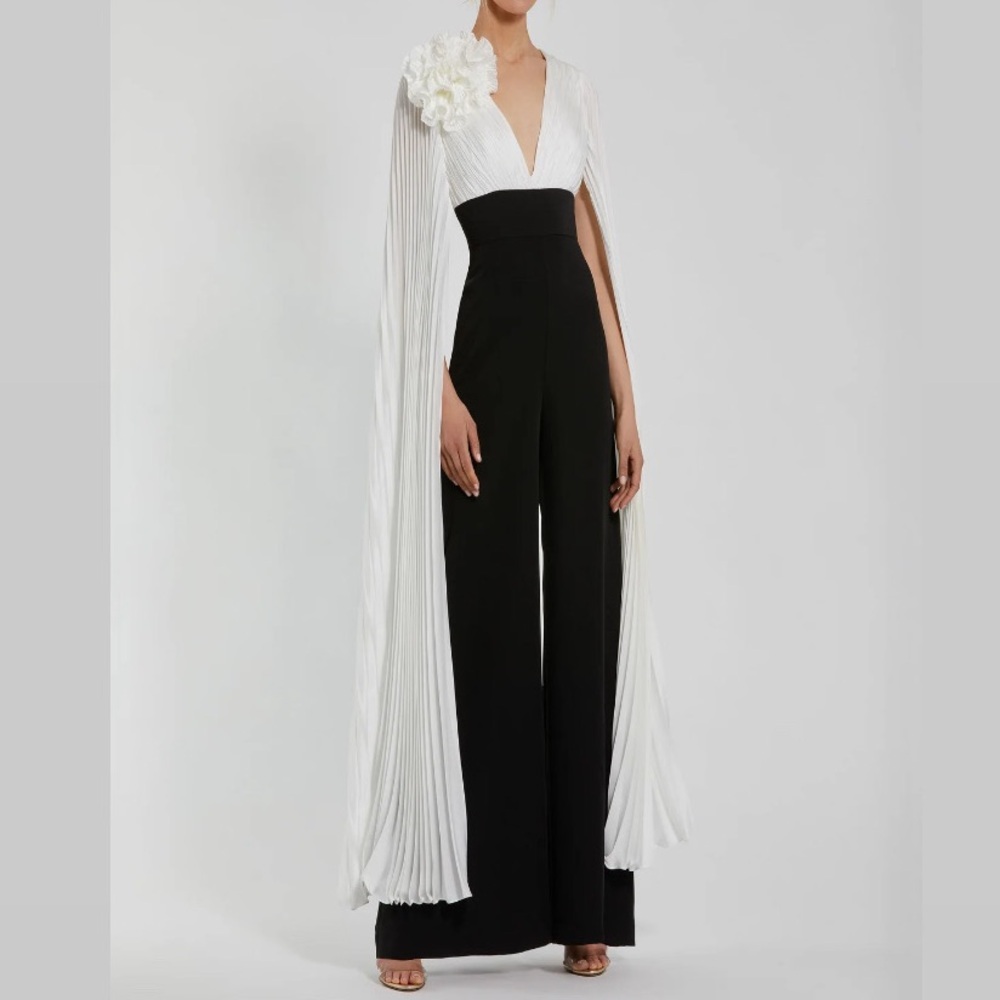 Mac Duggal 49891 Black White Pleated 3D Flower Wide Leg Jumpsuit Women’s Size 2